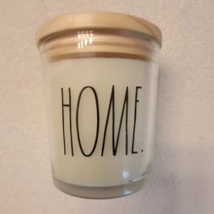RAE DUNN Candle Vanilla (10.5 oz)
